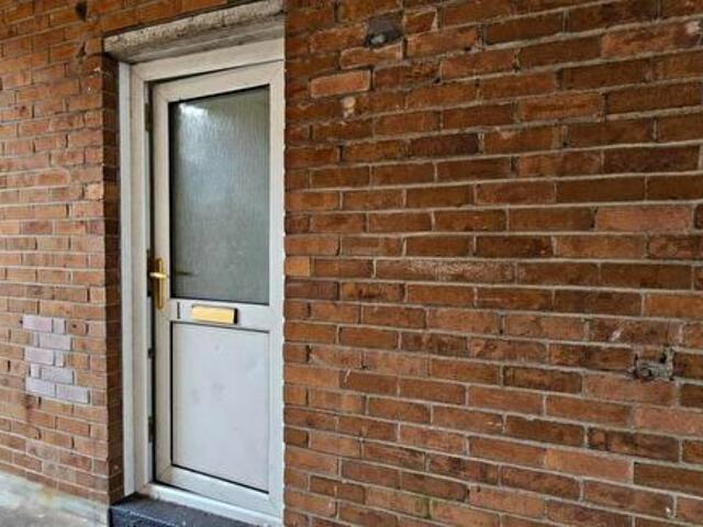 Apartment for rent in Pontycymer, Wales