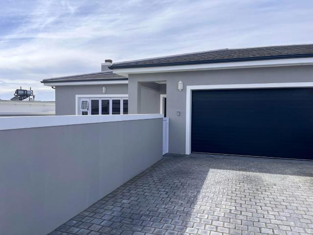 House for rent in West Coast, Riebeeck Valley