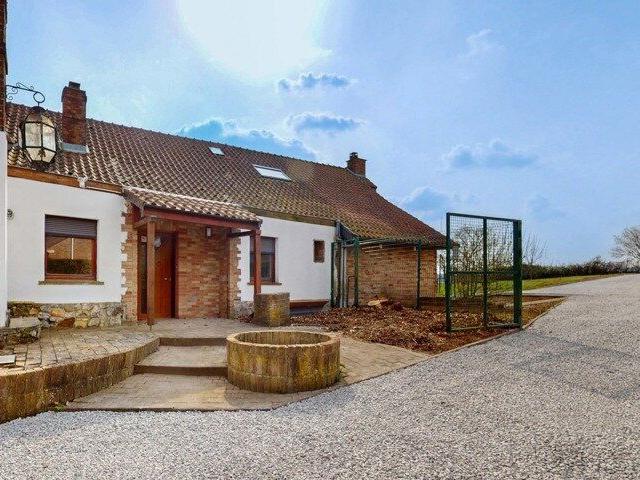 Maison location à Leernes, Fontaine-l'Évêque