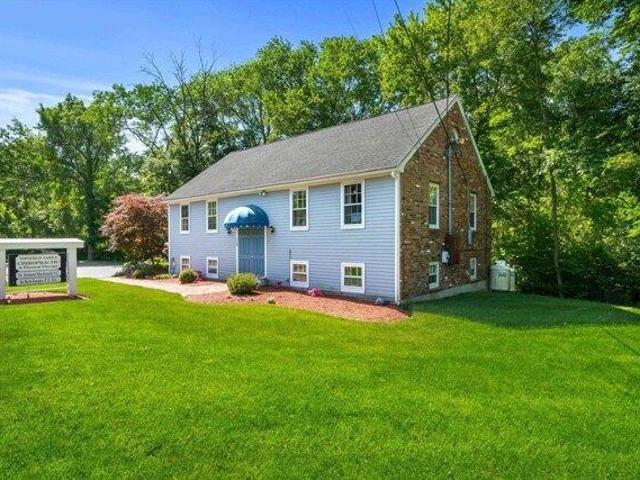 House for sale in Topsfield, Massachusetts