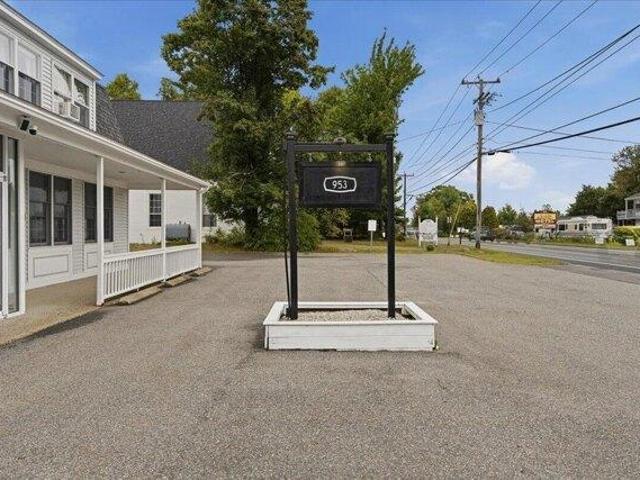 House for sale in Maine