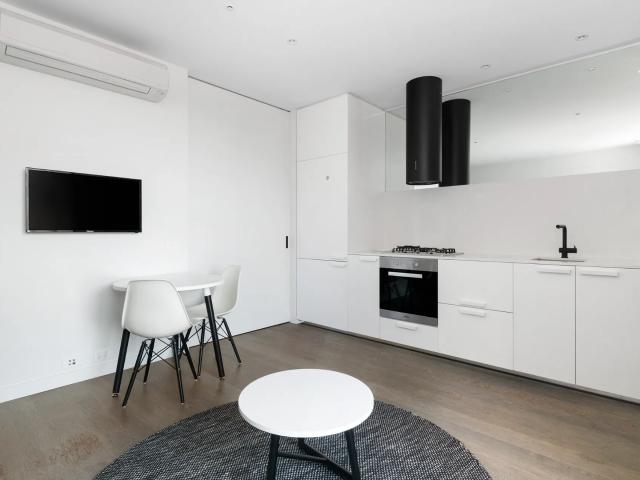 Apartment for rent in Carlton