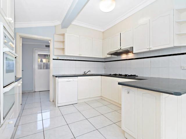 House for rent in Balwyn