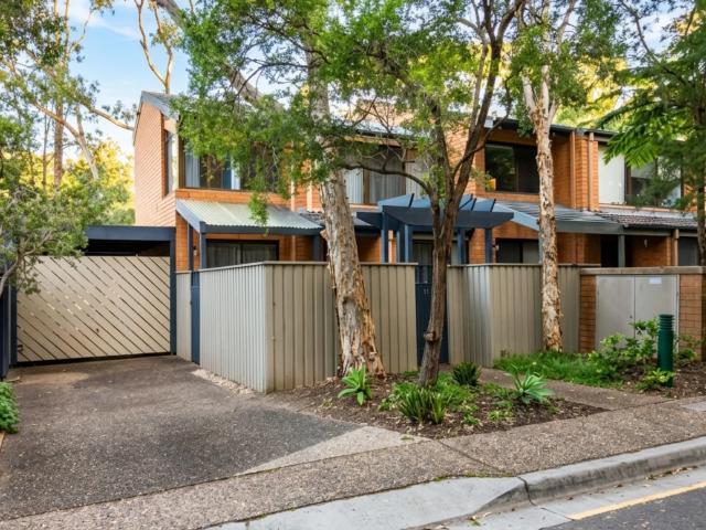 House for rent in Lower North Shore, Sydney