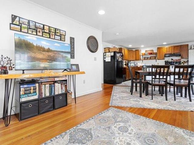 House for sale in Warren, Maine