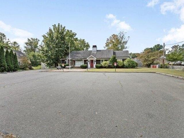 House for sale in West Newbury, Massachusetts