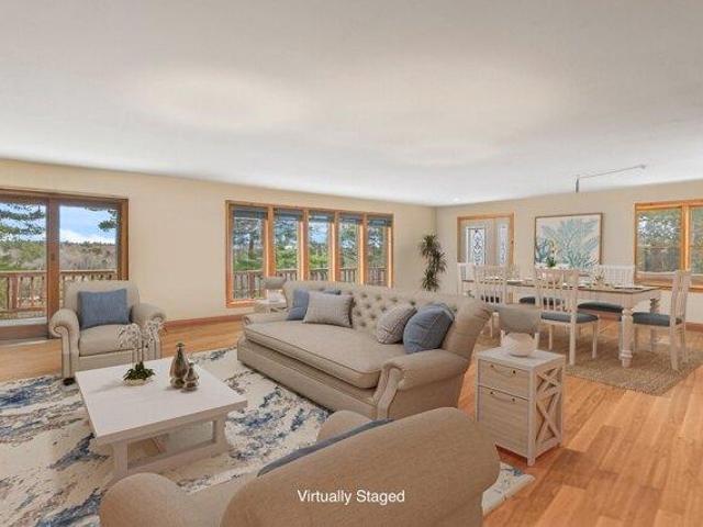House for sale in Maine