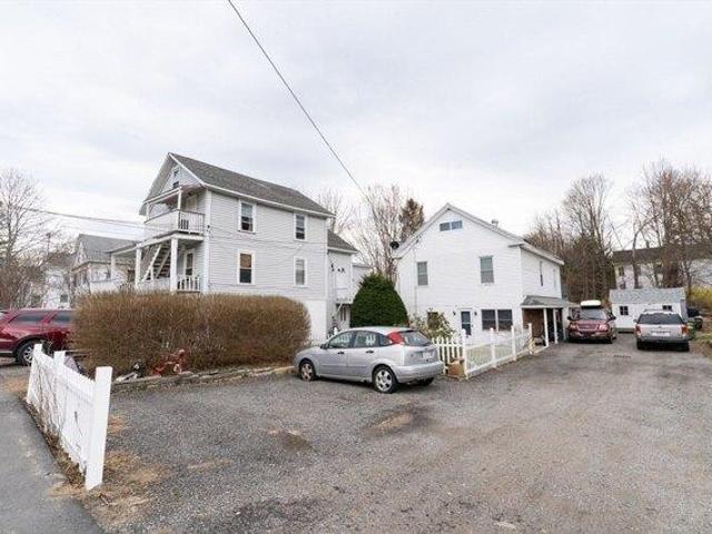 House for sale in Brookfield, Massachusetts
