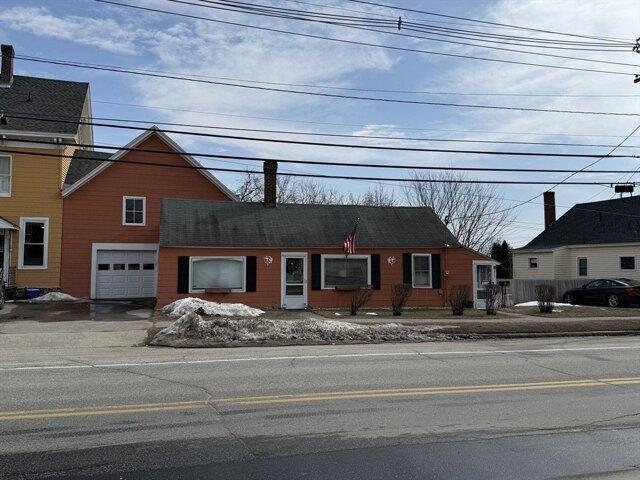 House for sale in New Hampshire