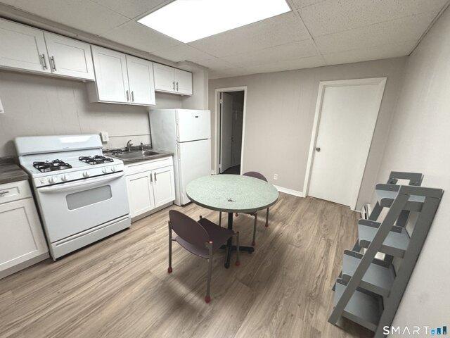 House for sale in Burnside, East Hartford