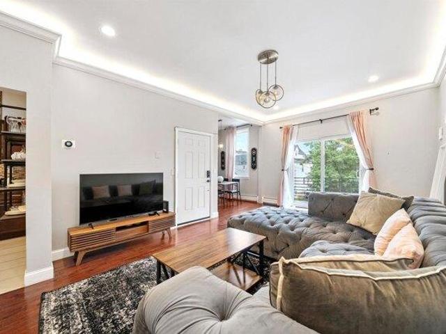 House for sale in Hudson, New Jersey