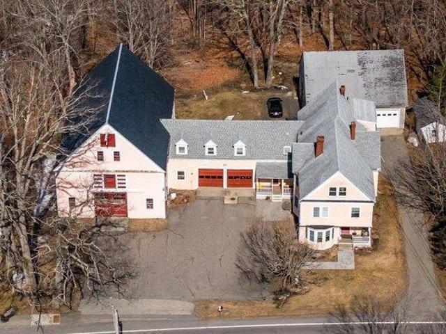 House for sale in New Hampshire