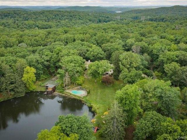 House for sale in Cortlandt Manor, New York
