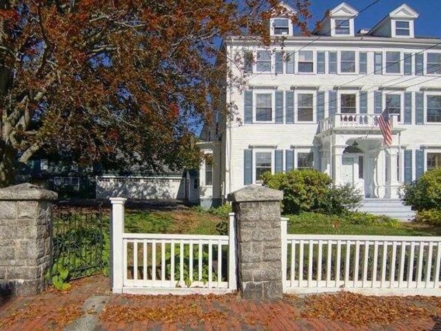 House for sale in New Hampshire