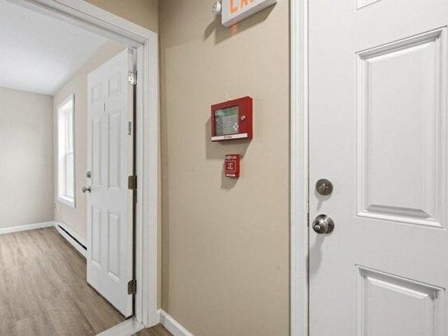 House for sale in Westfield Center, Westfield