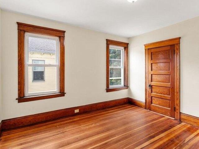 House for sale in Grafton Square, Worcester