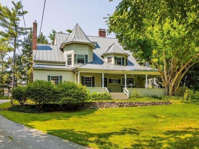 House for sale in New Hampshire