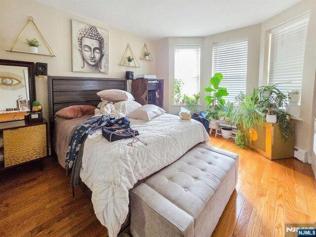 House for sale in Hudson, New Jersey