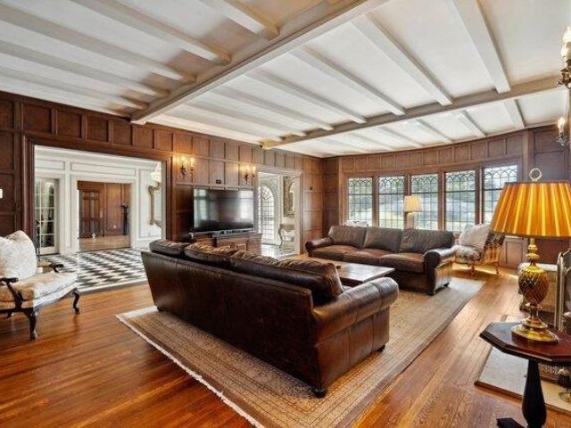 House for sale in White City, Hopedale