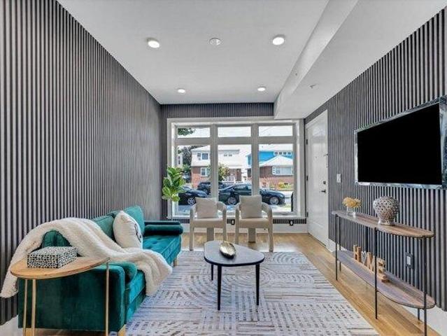 House for sale in Hudson, New Jersey