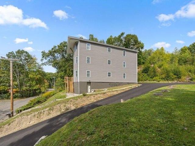House for sale in Cherry Valley, Leicester