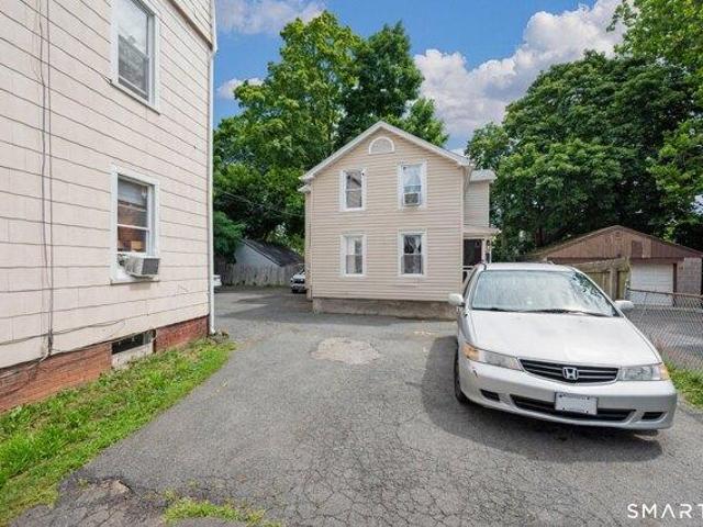 House for sale in Downtown New Britain, New Britain