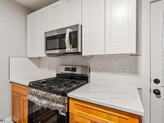 House for sale in Avenel, New Jersey