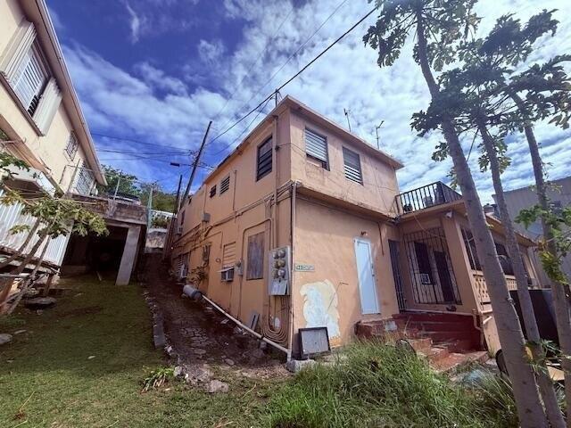 House for sale in Saint Thomas, Missouri