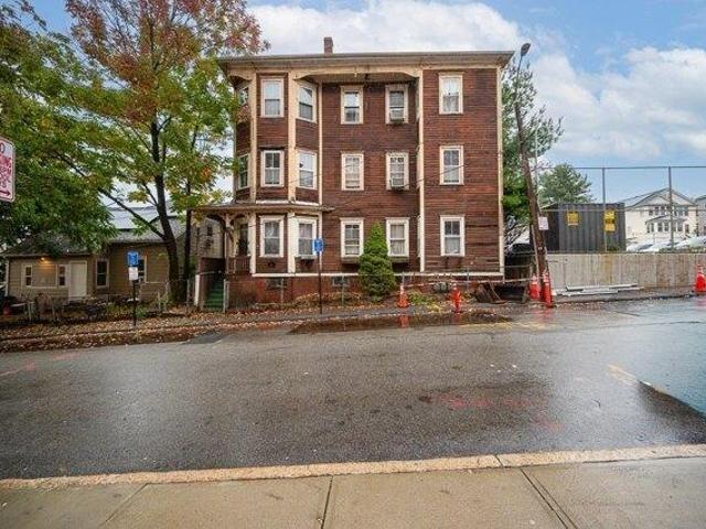 House for sale in Worcester, Massachusetts
