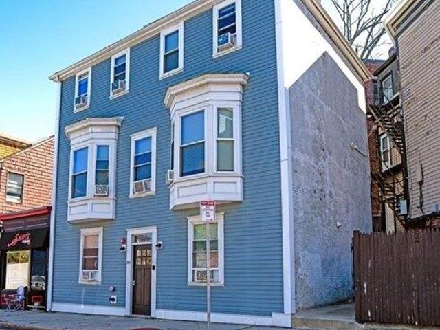 House for sale in Seaport, Boston