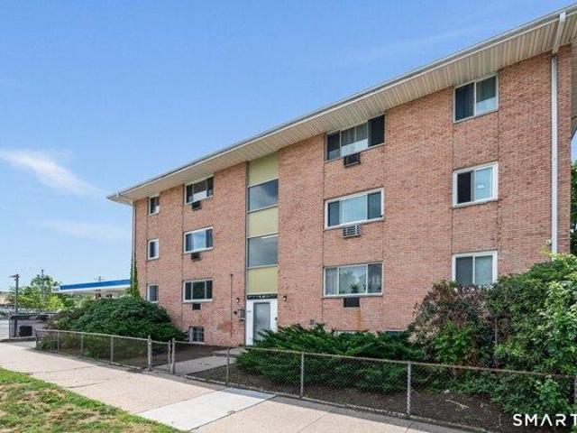 House for sale in Bridgeport, Connecticut