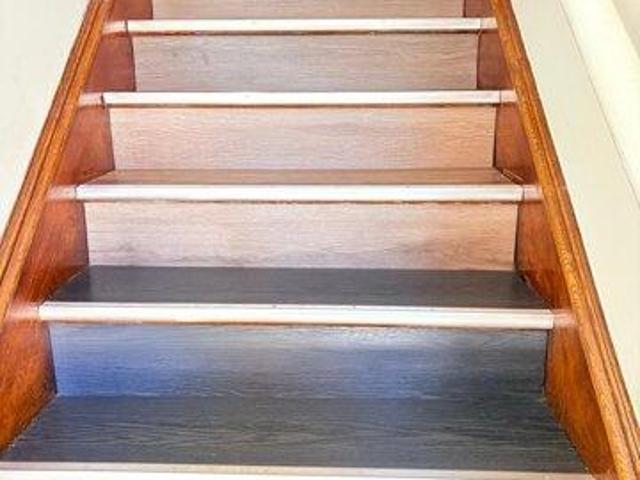 House for sale in Oakdale, Holyoke