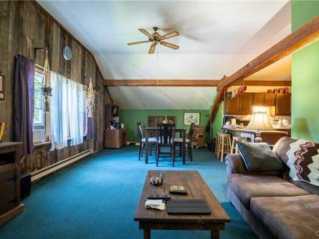 House for sale in Oneida, New York