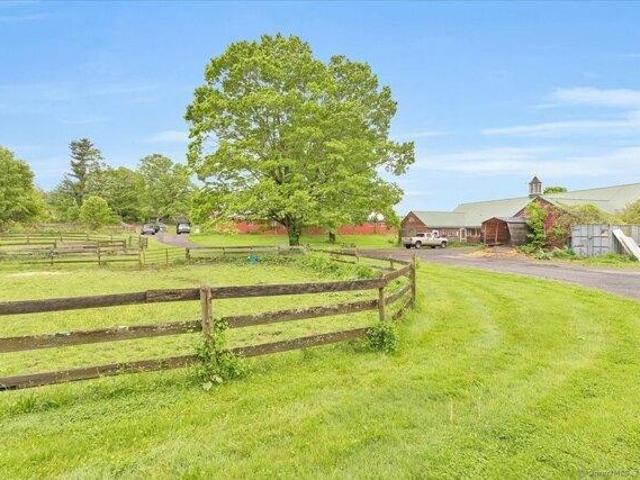 House for sale in Durham, Connecticut