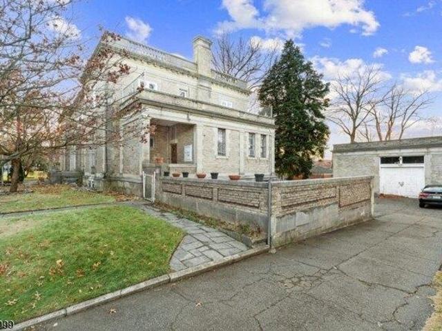 House for sale in Newark, New Jersey