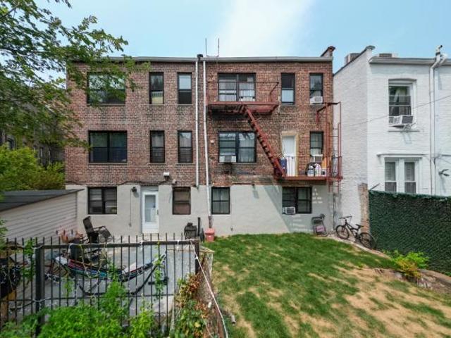 House for sale in Arverne, New York