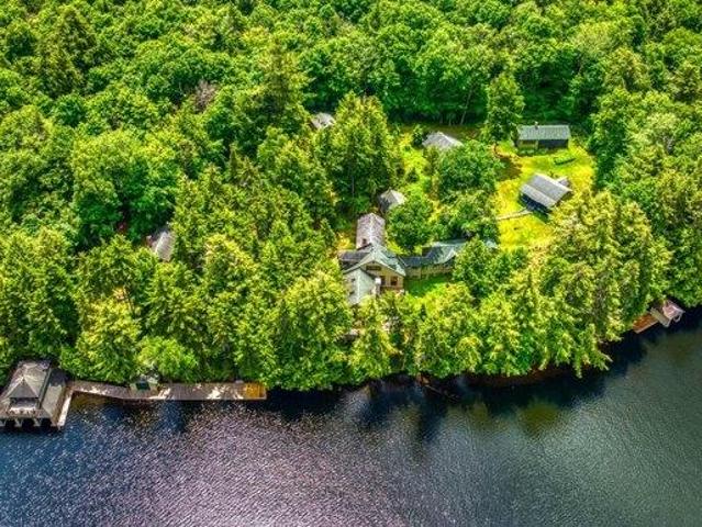 House for sale in New York
