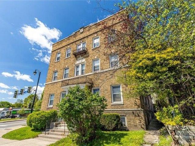 House for sale in Oak Hill, New York