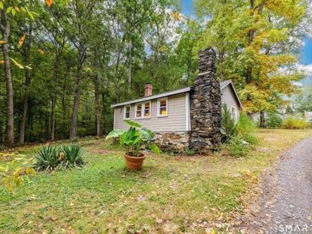 House for sale in Avon, Capitol Planning Region