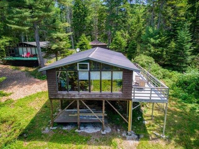 House for sale in Boothbay Harbor, Maine