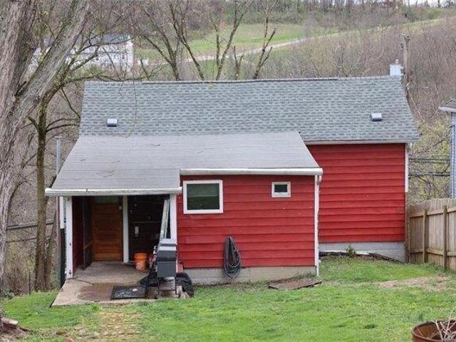 House for sale in Strabane, Pennsylvania