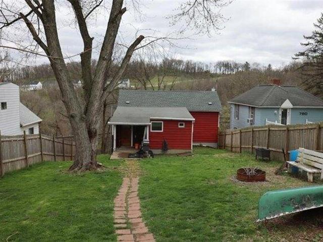 House for sale in Strabane, Pennsylvania