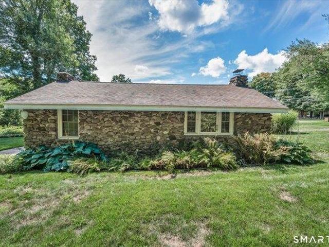 House for sale in Waterbury, Connecticut
