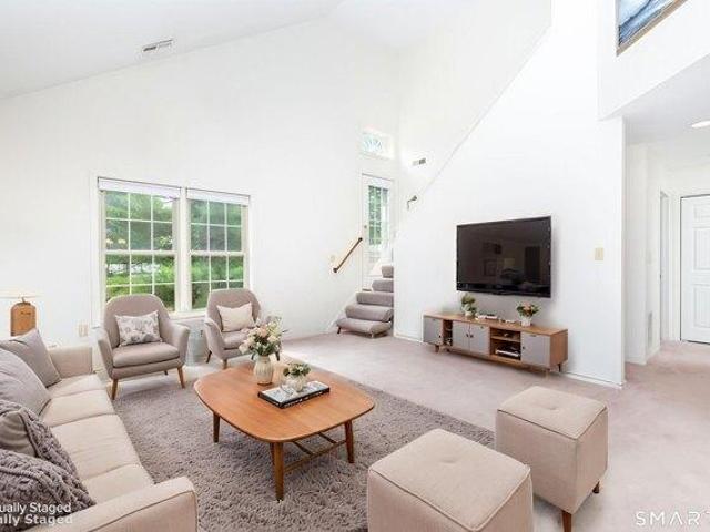 House for sale in Glastonbury, Connecticut