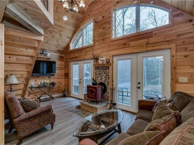 House for sale in Greig