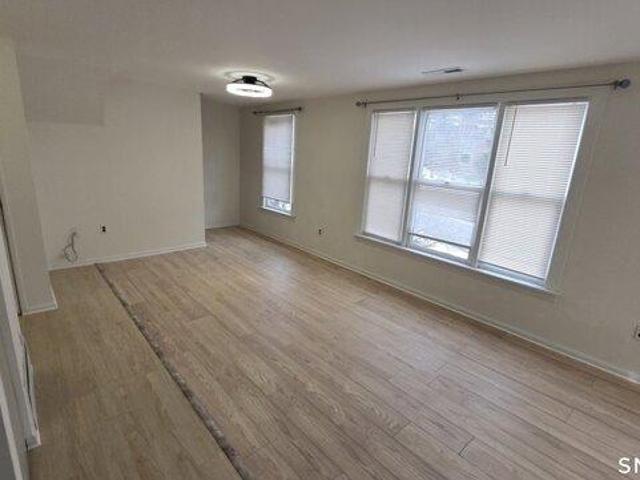 House for sale in Hamden, Connecticut