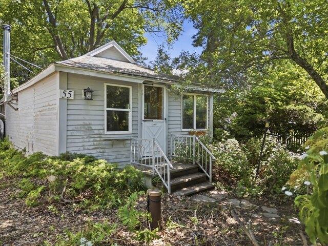 House for sale in Bailey Island, Maine