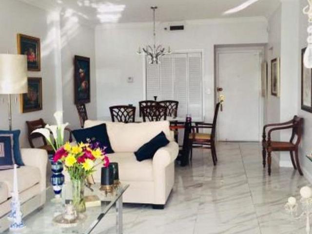 House for sale in Hollywood, Florida