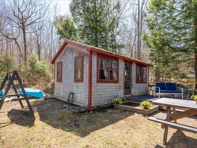 House for sale in Hope, Maine