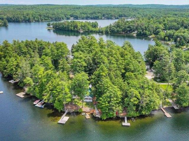 House for sale in Manchester, Maine